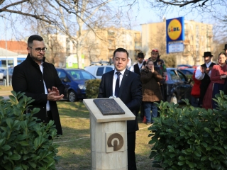 Borovszky Ambrus emlékművének avatása a Martinász szobornál - fotó: 