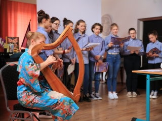 A felkelő nap országa a zeneiskolában - fotó: 