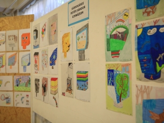 Diákok alkotópályázati tárlata a Szivacs Galériában - fotó: 