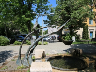 Szökőkútkörkép Dunaújvárosban - fotó: 