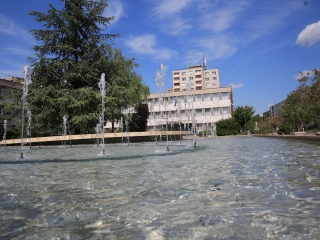 Szökőkútkörkép Dunaújvárosban - fotó: 