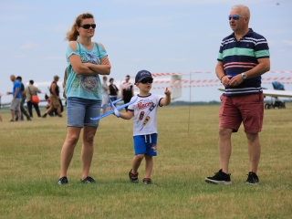 Családi nap a Dunaújvárosi Repülőtéren - fotó: 