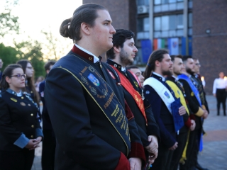 Szalamanderrel búcsúztak az egyetemisták – végig a városon - fotó: 