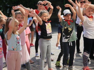 Gyermeknapi rajzversenyt szervezett a DLSZ - fotó: 