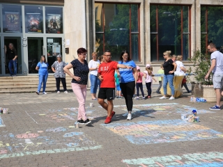 Gyermeknapi rajzversenyt szervezett a DLSZ - fotó: 