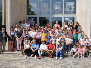 Gyermeknapi rajzversenyt szervezett a DLSZ - fotó: 