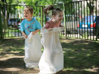 Ünnepi kavalkád és kürtőskalács  az Aprók Házában - fotó: 