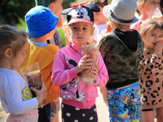 Ünnepi kavalkád és kürtőskalács  az Aprók Házában - fotó: 