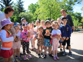 Ünnepi kavalkád és kürtőskalács  az Aprók Házában - fotó: 