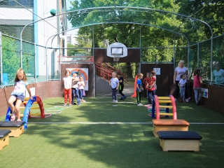 Ünnepi kavalkád és kürtőskalács  az Aprók Házában - fotó: 