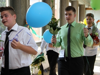 Ballagás a Petőfiben - fotó: Sándor Judit