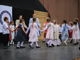 Pünkösdi Rózsa Gyermek Néptánctalálkozó – 2022 - fotó: 