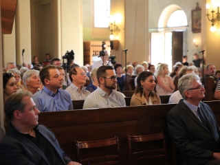 Jótékony koncert a Szentháromság templomban - fotó: 
