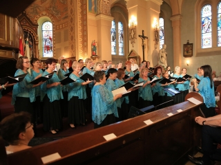 Jótékony koncert a Szentháromság templomban - fotó: 