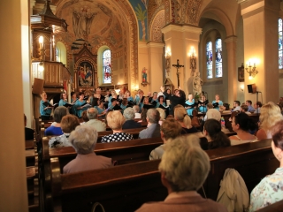 Jótékony koncert a Szentháromság templomban - fotó: 