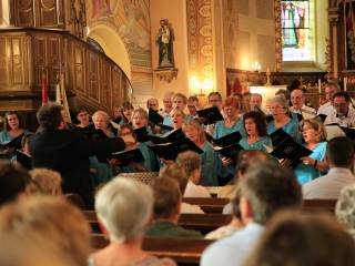 Jótékony koncert a Szentháromság templomban - fotó: 