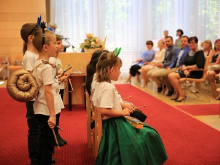 Dunaújvárosi óvoda: ünnep és díjátadó a Városházán - fotó: 