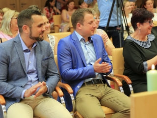 Dunaújvárosi óvoda: ünnep és díjátadó a Városházán - fotó: 