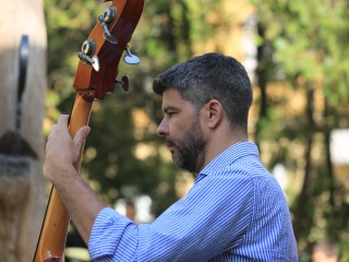 A Sándor Frigyes Zeneiskola tanévzáró koncertje a lakatolós téren (2022) - fotó: 