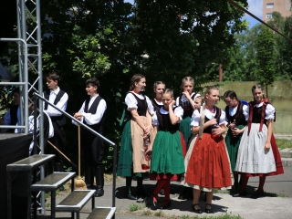 Nyárköszöntő kavalkád a Resti Családi Napon - fotó: 