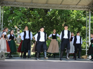 Nyárköszöntő kavalkád a Resti Családi Napon - fotó: 