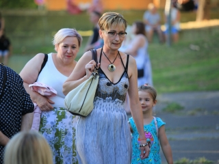 Nyárköszöntő kavalkád a Resti Családi Napon - fotó: 