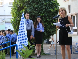 Zászló, dalok, virágözön, szép szavak – ballagás a Móriczban - fotó: 