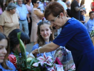 Zászló, dalok, virágözön, szép szavak – ballagás a Móriczban - fotó: 