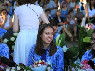 Zászló, dalok, virágözön, szép szavak – ballagás a Móriczban - fotó: 