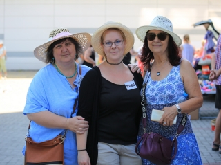 Csomagtartóvásár a Városháza parkolóban - fotó: 