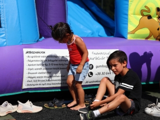 Duna Plazma egészségnap a Városháza téren - fotó: 