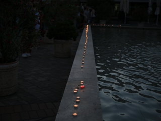 Tiltakozó akció a Városháza téren - fotó: 