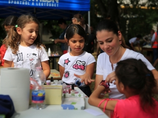 Sportnap a menekült gyerekekkel - fotó: 