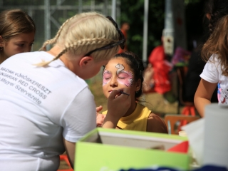 Sportnap a menekült gyerekekkel - fotó: 