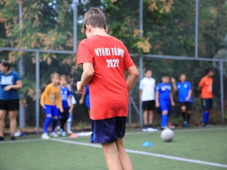 Sportnap a menekült gyerekekkel - fotó: 