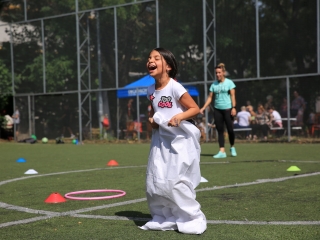 Sportnap a menekült gyerekekkel - fotó: 