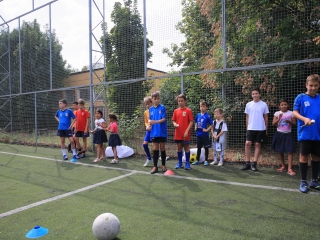 Sportnap a menekült gyerekekkel - fotó: 