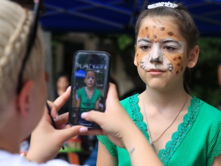 Sportnap a menekült gyerekekkel - fotó: 