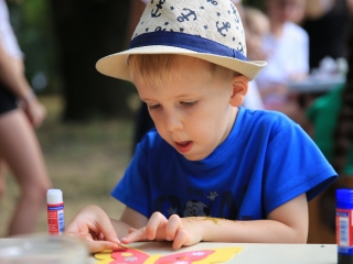 Sportnap a menekült gyerekekkel - fotó: 