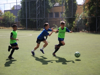 Sportnap a menekült gyerekekkel - fotó: 