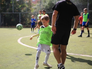 Sportnap a menekült gyerekekkel - fotó: 