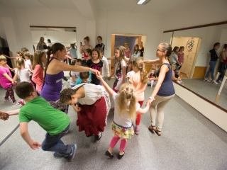 Táncház az MMK-ban - fotó: Ónodi Zoltán