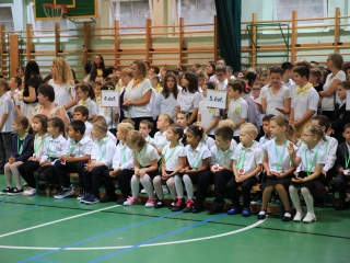 Sportos bemutató a Vasvári tanévnyitóján - fotó: 