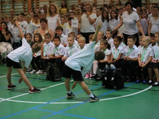 Sportos bemutató a Vasvári tanévnyitóján - fotó: 