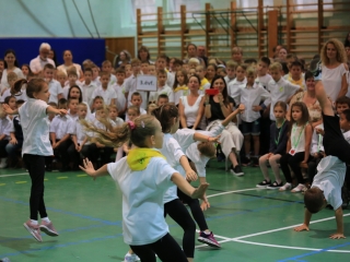 Sportos bemutató a Vasvári tanévnyitóján - fotó: 