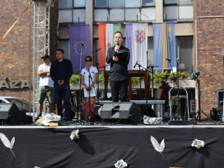 KönyvTér a Városháza téren (2022) - fotó: 