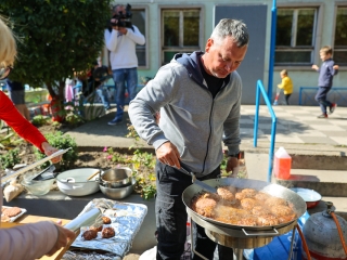 Színes piknik a Móricz udvarán  - fotó: 