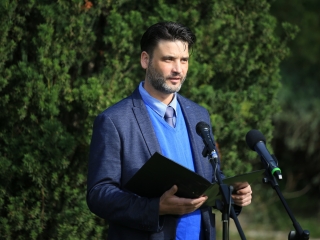 Nemzeti gyásznap a forradalmi emlékműnél - fotó: 