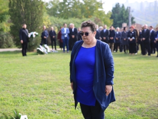 Nemzeti gyásznap a forradalmi emlékműnél - fotó: 