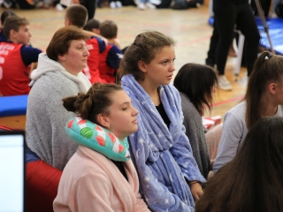 Gólyaavató kavalkádnak adott otthont a Rudas - fotó: 